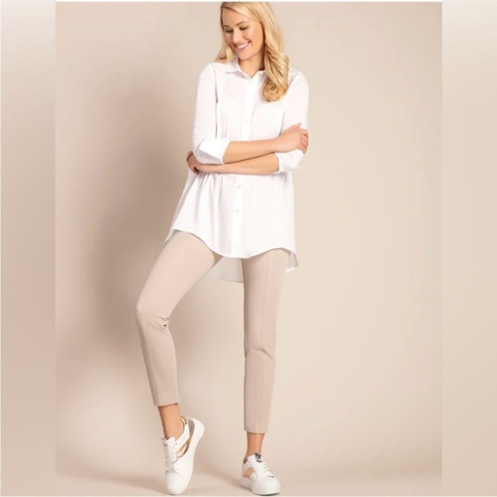 Raffaello Rossi Women's Beige Straight Leg Pants, US2